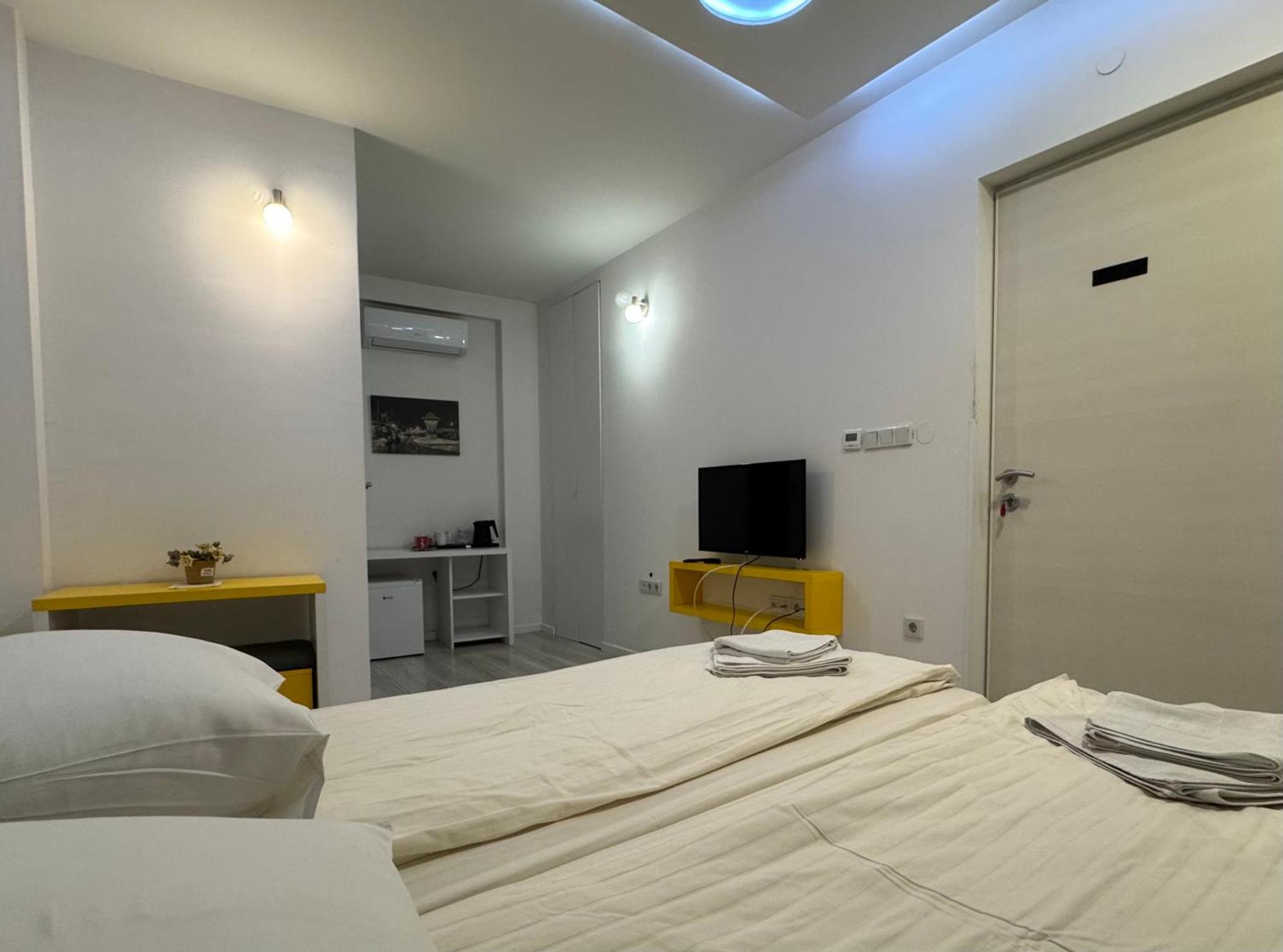 Guesthouse Biser サラエヴォ エクステリア 写真
