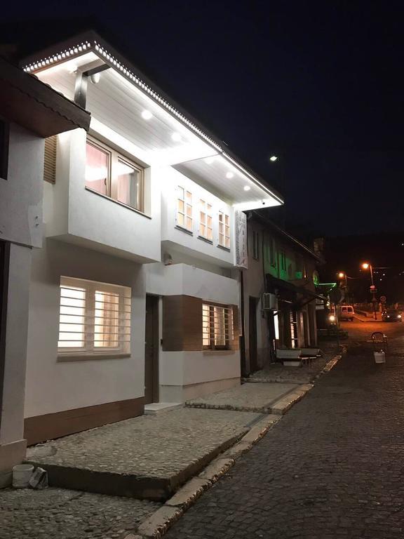 Guesthouse Biser サラエヴォ エクステリア 写真